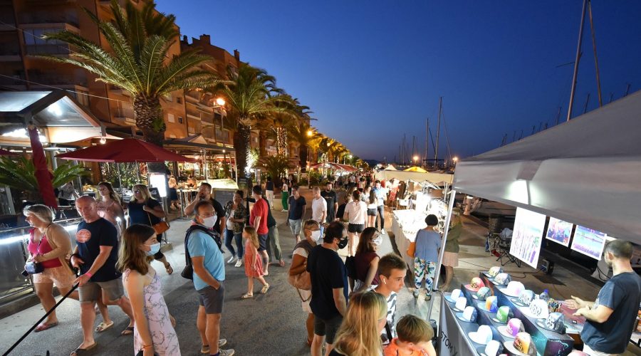 hyères animée le soir