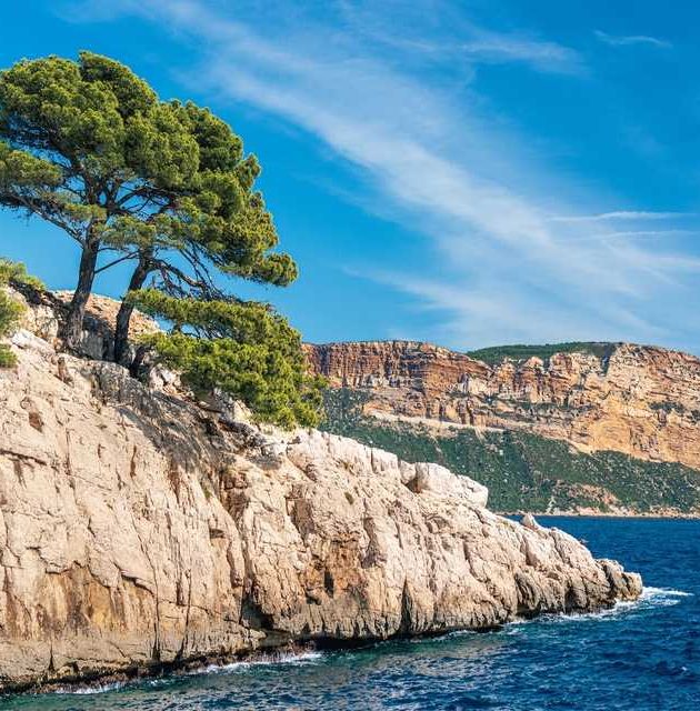 villages autour de marseille