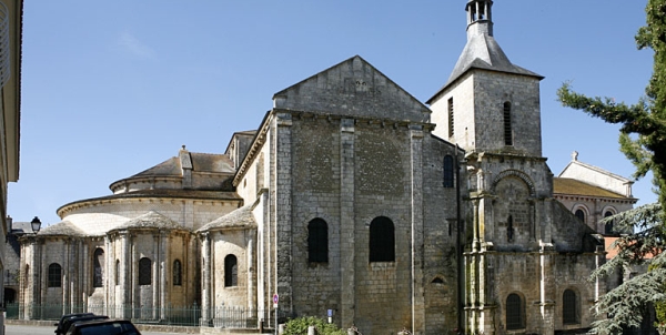 basilique saint hilaire le grans