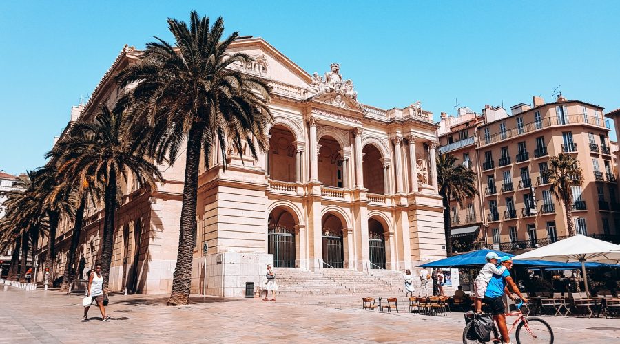toulon le dimanche