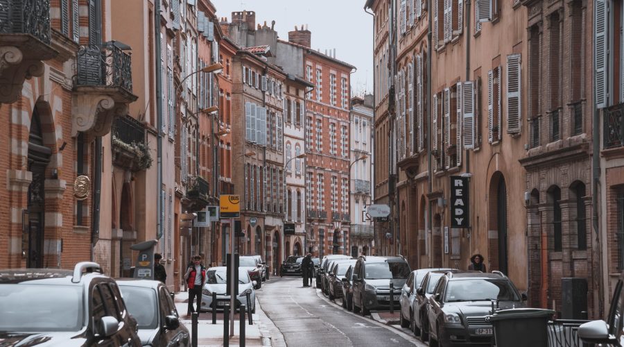 toulouse le dimanche